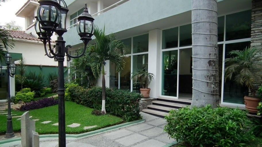 קוארנבאקאבה Hotel Laam מראה חיצוני תמונה